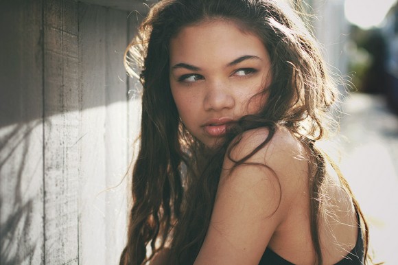 Tim-Navis-Girl-Portait-580x386